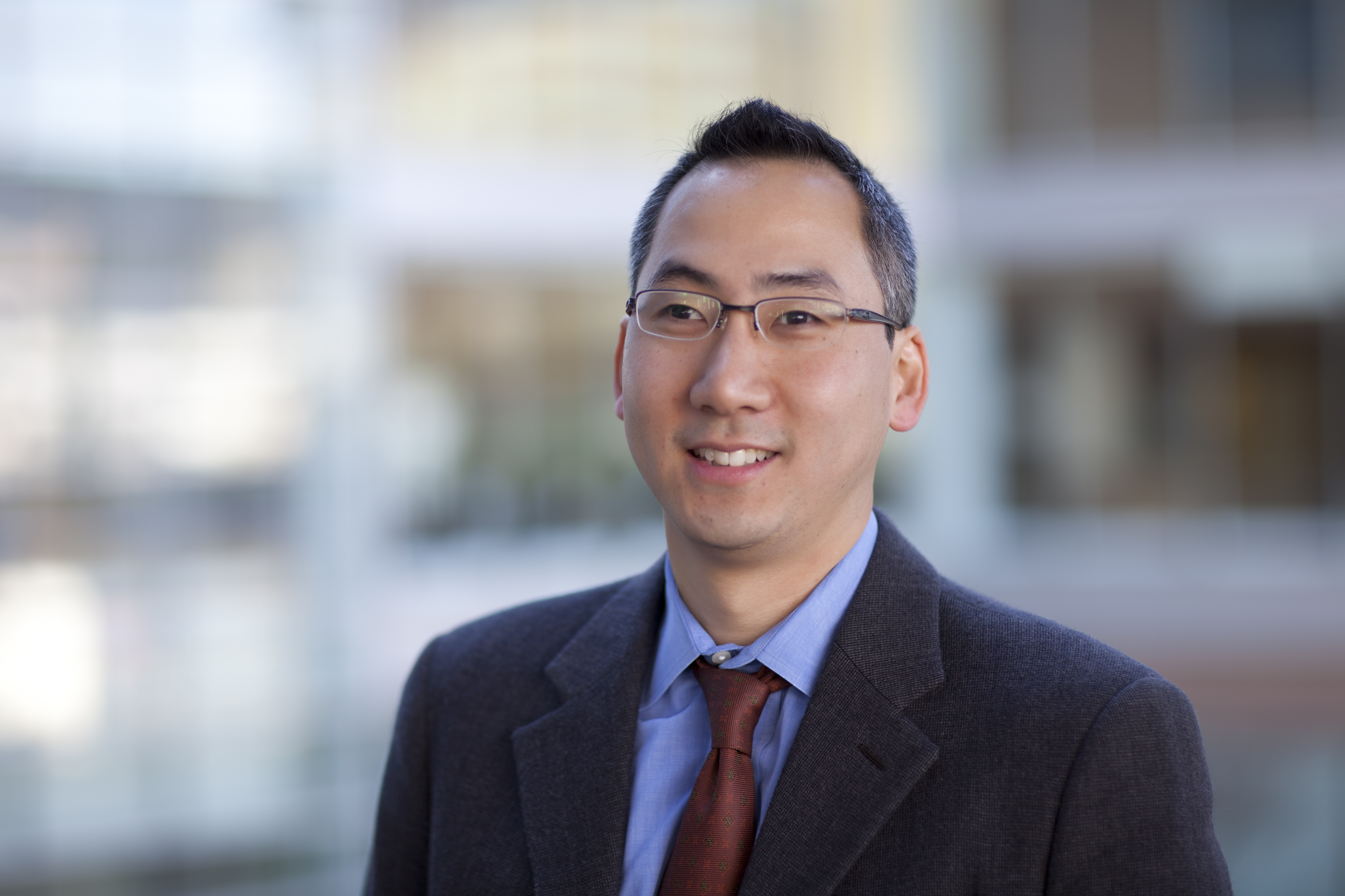 UNC Lineberger's William Kim, MD, and colleagues report that cognitive computing can scour large volumes of scientific data to identify potentially relevant cancer clinical trials or therapeutic options.