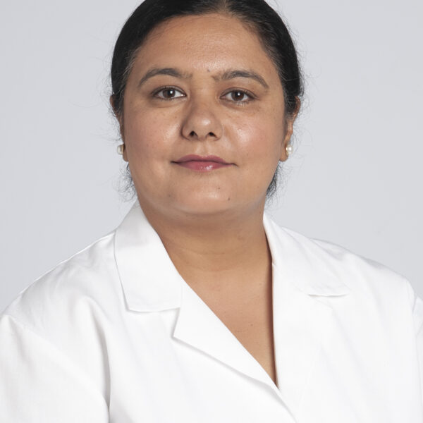 Headshot of Yasmeen Rauf
